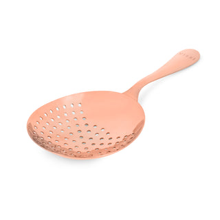 COMFORTABLE HANDLE - Unlike other julep bar strainers that can cause wrist issues, this handheld strainer has a rounded handle that nestles comfortably in the hand, so it can be used for hours on end.