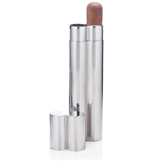 STAINLESS STEEL: Constructed from sturdy stainless steel, this cigar holder is a sophisticated addition to your cigar accessories. It is designed to accommodate up to 52-gauge cigars, providing a durable and stylish solution for cigar cases.