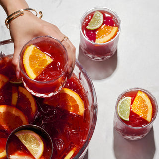 The Art of Mixing Cocktails in Bulk for Effortless Entertaining