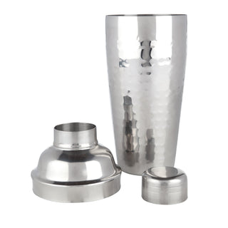UPGRADE YOUR HOME BAR - This elegant, stylish cobbler shaker is perfect for the mixologist who loves to host cocktail hour. The silver hue and subtle variation makes it the perfect complement to classic barware.