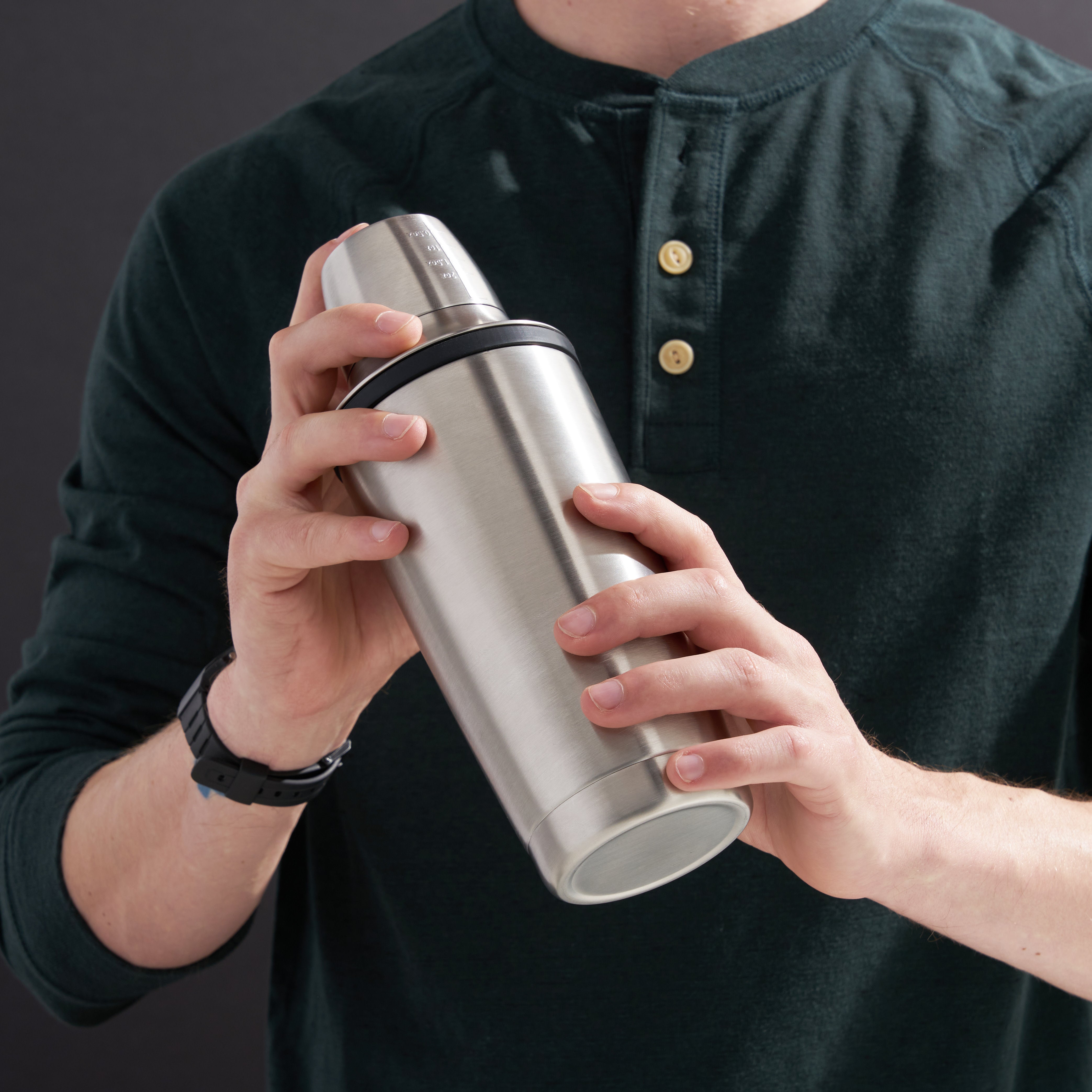 Whosale: double wall stainless steel cocktail shaker bottle