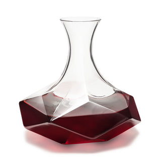 PREMIUM FACETED WINE DECANTER - Angular facets make this Viski decanter sparkle, making your wine shine. Bring contemporary decadence to your wine service and bring the best out of your finest vintages. Suitable for red and white wine.