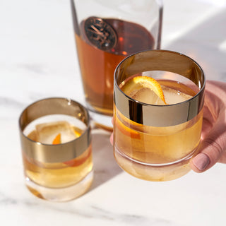BRONZE-PAINTED RIM IS AN EYE-CATCHING CONVERSATION STARTER - Whether you’re drinking with a Mad Men fan or anyone who appreciates mid-century style, these glasses showcase beautiful clear crystal and the shining bronze rim.