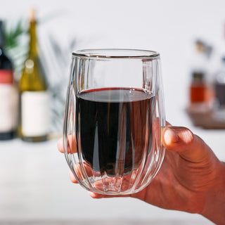 DOUBLE WALL GLASS TUMBLER MAINTAINS TEMPERATURE - These stemless wine glasses have a double-walled design that provides insulation, maintaining your drink’s temperature and preventing condensation. A perfect gift for slow drinkers.
