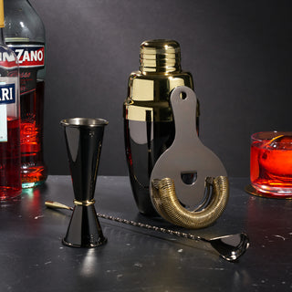 PROFESSIONAL QUALITY - Crafted from stainless steel with a smooth finish, this sleek shaker set enhances your bar's elegance. Rely on this set to enjoy creating iconic cocktails like Manhattans, nis, and margaritas with precision and ease.