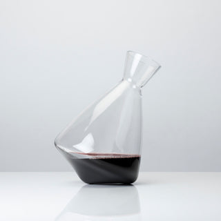LEAD-FREE CRYSTAL BARWARE - Sparkling lead-free crystal construction and modern design enhance your wine-sipping experience. Serve any wine in this elegant crystal decanter to aerate the vintage and enhance the aroma, bouquet, and mouthfeel.