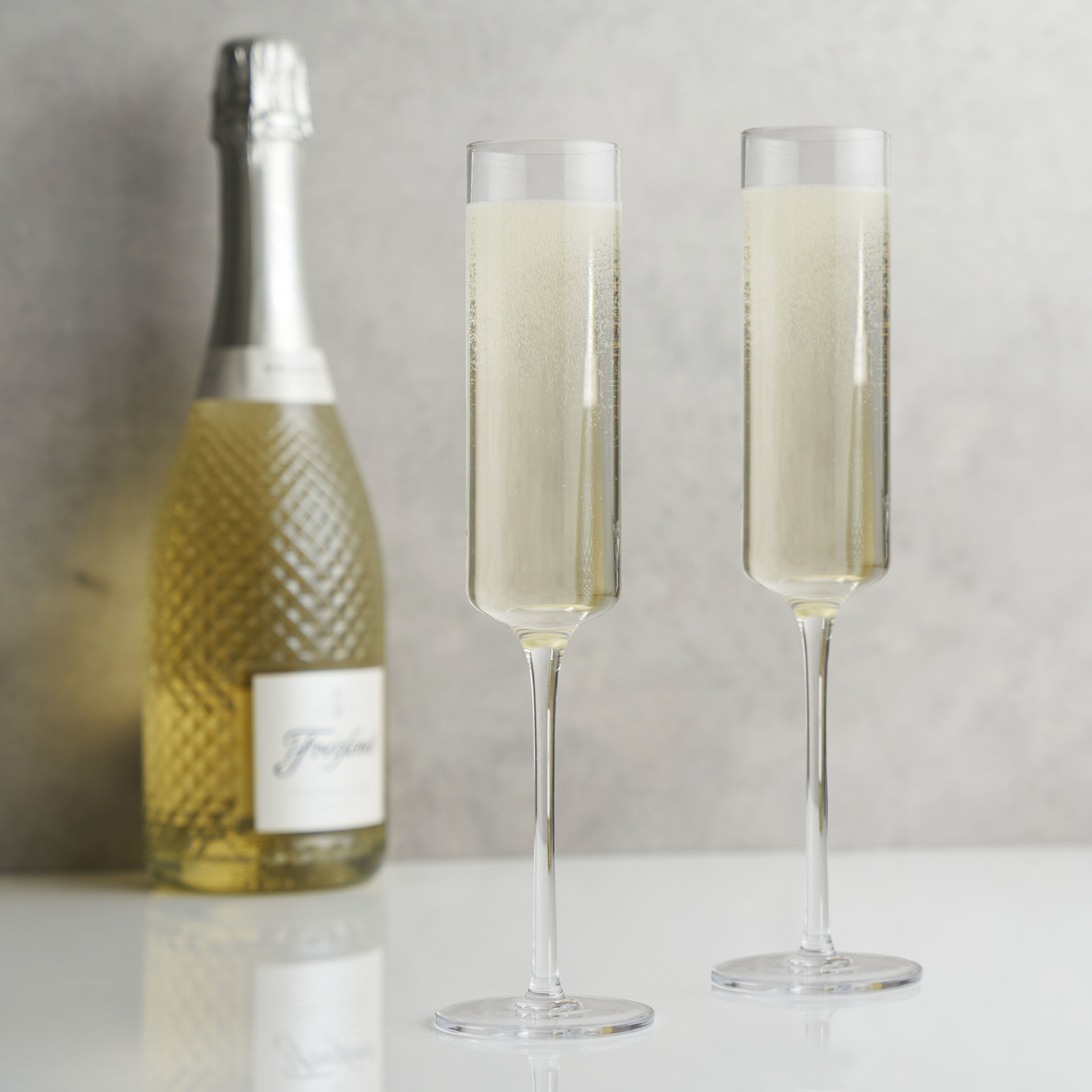 Viski Laurel Champagne Flutes, Crystal Stemmed Wine Glasses Tumblers  Glassware for Wine or Cocktails, Top Rack Dishwasher Safe, 6.75 Oz, Set of 2