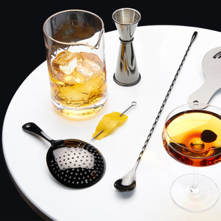 FAST PERFORMANCE - You need a cocktail strainer that will maximise performance, not limit it. This strainer has perforations that drain liquids fast, while effectively working to remove any unwanted ingredients, such as ice and seeds.