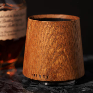 FRENCH OAK WOOD WHISKEY TUMBLER WITH CHARRED INTERIOR - This specialty cup will soon replace your favorite glasses drinking for whiskey. Perfect for nosing and for sipping, it’s ideal for whiskey neat or whiskey cocktails like the Old Fashioned.