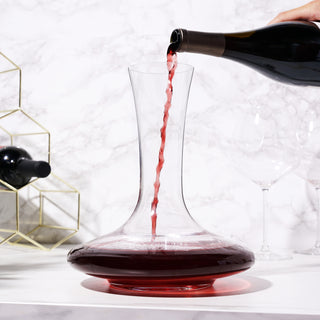 EUROPEAN LEAD-FREE CRYSTAL WINE DECANTER - Sparkling lead-free crystal construction and modern design enhance your wine-sipping experience. With a gorgeous minimalist contemporary look, this glass wine saver carafe stands out.