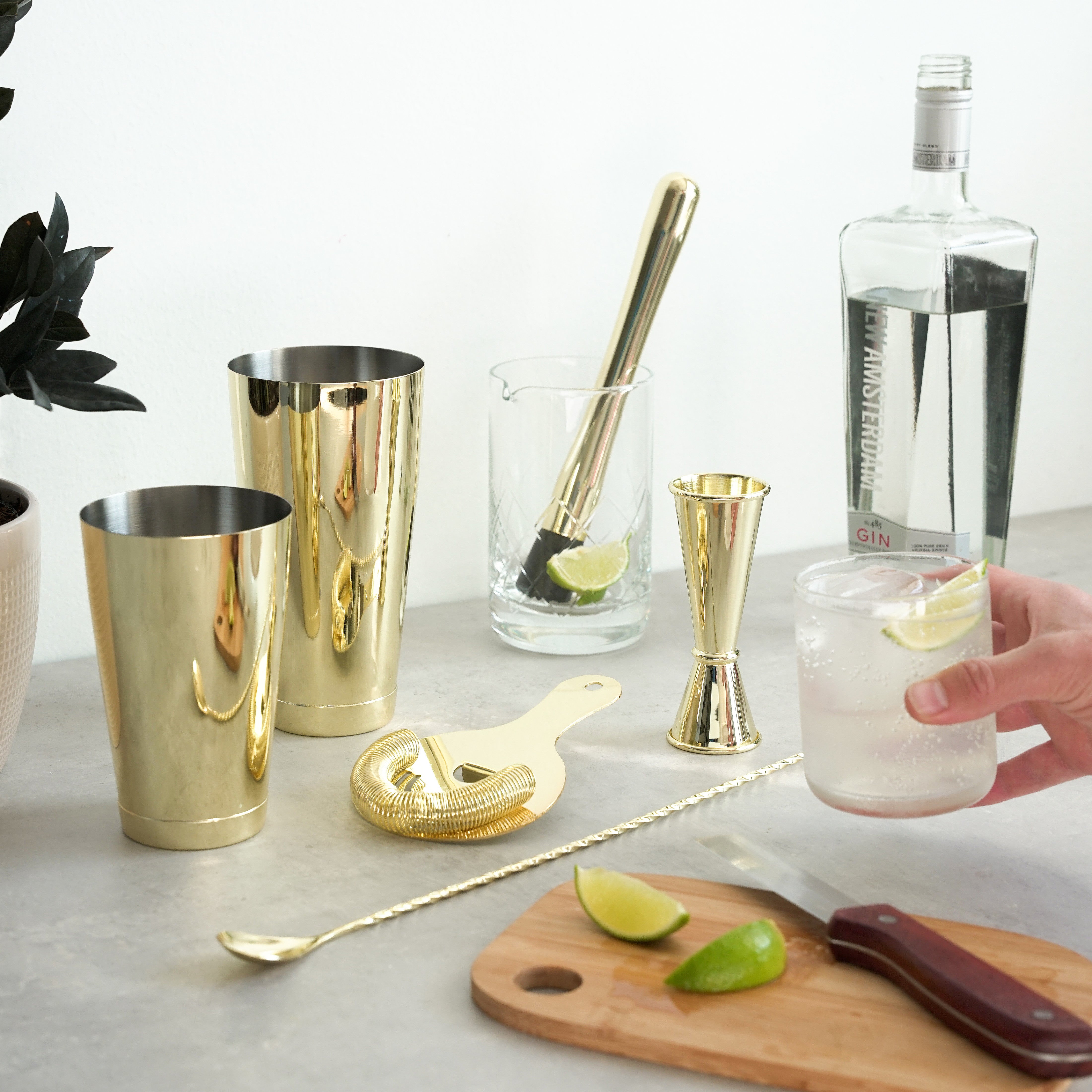 Gold Large Cocktail Set - Shaker, Jigger, Strainer, Spoon, Glasses