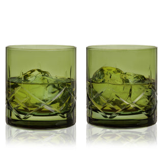 BEAUTIFUL CRYSTAL GLASSES FOR WHISKEY LOVERS – Drink in style with these iconic green rocks glasses. At the base, facets hand cut into pure crystal give these glasses a traditional look, while the smooth rim creates the perfect sip.