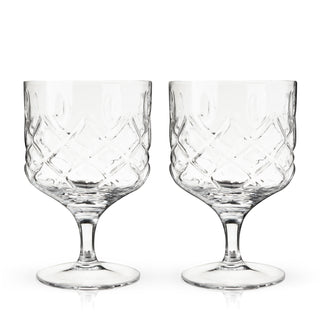 SPARKLING LEAD-FREE CRYSTAL – Mix up your favorite drink in these beautiful tumblers. Serve your best liquor and craft cocktails in glassware that does them justice—they’ll quickly become your go-to glasses for cocktail parties or wine tasting.