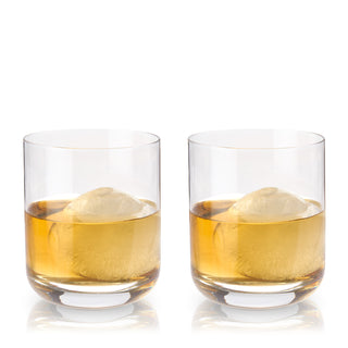 MINIMALIST CRYSTAL GLASS SET – This beautiful pair of cocktail glasses has a heavy, rounded base and smooth glass for a uniquely modern feel. This set of whiskey tumblers looks great on a bar cart or in your liquor cabinet.
