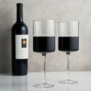 ELEGANT GIFT FOR WINE LOVERS – Impress the wine connoisseur in your life with a flawless, clear glassware set that lives up to their wine collection. This stemmed red wine glass set makes a perfect Christmas, birthday, or housewarming gift.
