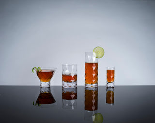 GEMSTONE FACETS SLICED IN LEAD-FREE CRYSTAL – Celebrate with your favorite classic cocktail in these beautifully designed, versatile highballs. A sturdy bottom gives these glasses weight, while the geometric facets add sparkle and flair to your drink.