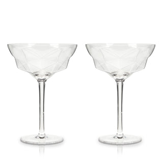 MADE TO LAST – Viski’s high-quality crystal glassware combines stunning clarity with durability for bar accessories that stand the test of time. For best results, hand wash and rinse thoroughly to avoid soap residue and polish tumblers by hand.
