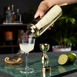 QUALITY FINISH - Crafted from stainless steel with an electroplated gold finish and decorative etching, this bar tool is the height of ‘20s glamour. The 24 oz capacity is perfect for batch cocktails of Manhattans, margaritas, or your own cocktail recipes.