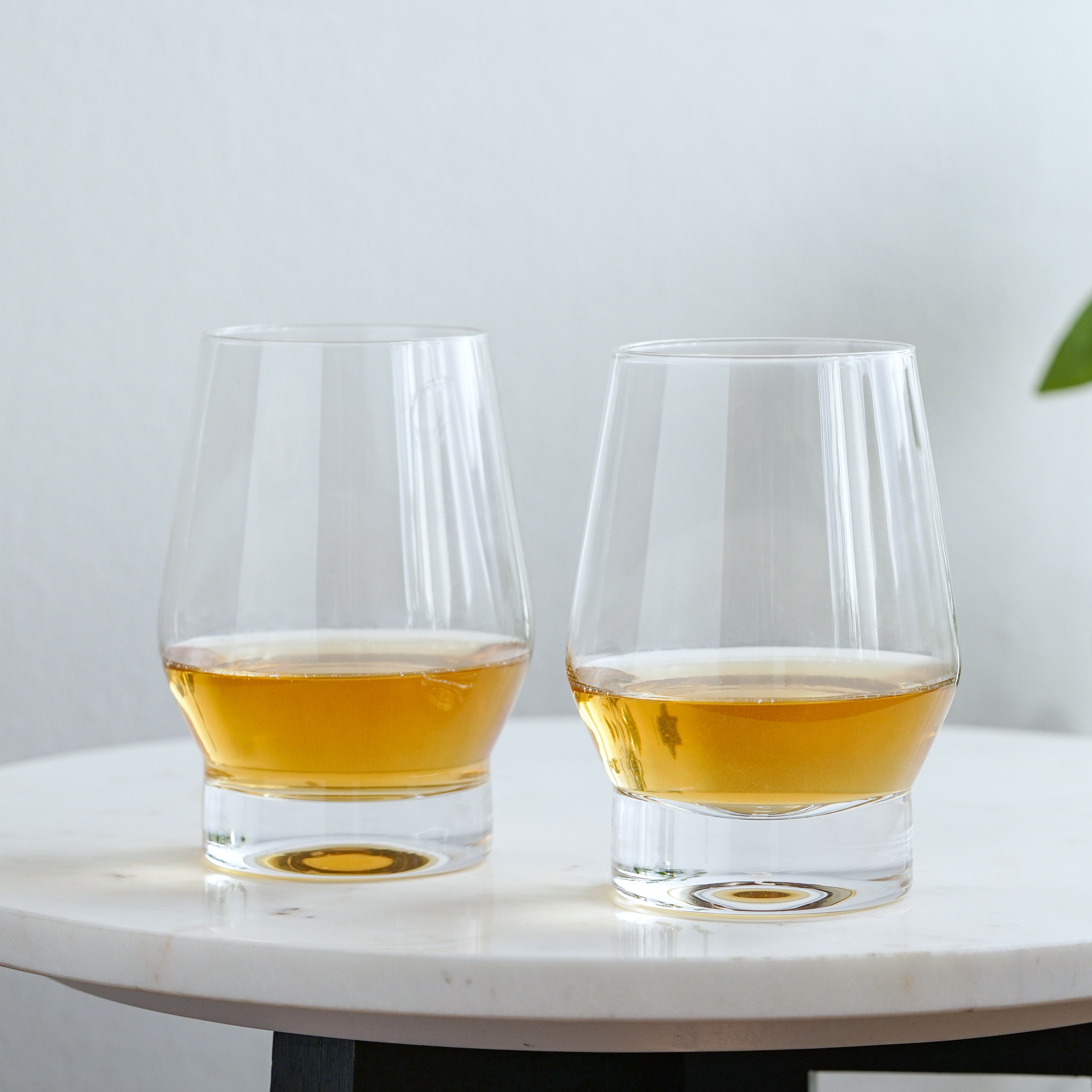 Vaci Crystal Whiskey Glasses – Set of 2 Bourbon Glasses - SMT GLASS