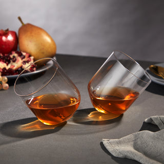 PERFECT FOR COCKTAILS AND AERATES BOURBON – Plenty of room for cocktails such as a Negroni, or neat pours of rye whiskey with large craft ice cubes. Try with ice spheres for an ideal, slow-melting whiskey sipping experience.