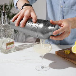 QUALITY FINISH - Crafted from highly polished stainless steel, this bar tool brings new decadence to your cocktail experience. The generous 25 oz. capacity is perfect for batch cocktails and entertaining.