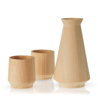 WOOD JAPANESE CUPS SAKE SET: This beautiful sake set is crafted from Japanese Hinoki cypress. Perfect for sake Japanese wine, these wooden cups and carafe are inspired by traditional Japanese sake sets but with a modern twist.