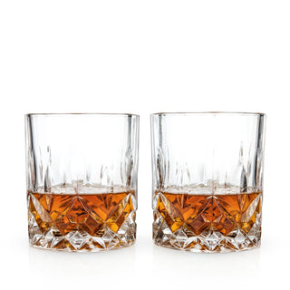 BEAUTIFUL CRYSTAL GLASSES FOR WHISKEY LOVERS – Drink in style with these iconic rocks glasses. At the base, facets sliced into pure crystal give these glasses a traditional look, while the smooth rim creates the perfect sip.