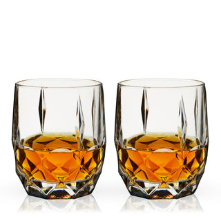 BEAUTIFUL CRYSTAL GLASSES FOR COCKTAIL LOVERS – Drink in style with these stunning cocktail glasses. This set of whiskey glasses looks great on a bar cart or in your liquor cabinet, but these old fashioned glasses truly shine with a pour of scotch.