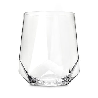 ELEVATE YOUR SIPPING EXPERIENCE – Add some extra sparkle to your sipping experience. These unique faceted wine glasses refract rays of light through your favorite pinot noir or sauvignon blanc for a beautiful sipping experience.