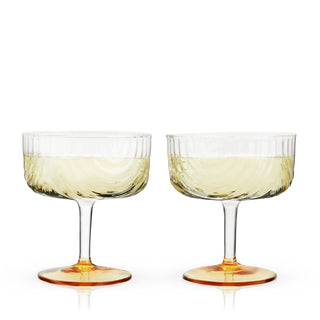 STYLISH COCKTAIL COUPES – With their crystal clarity and gold-plated details, these 8 oz coupes look great on a bar cart. Perfect for luxurious home decor, they bring a decadent aesthetic to any cocktail, shaken or stirred. 
